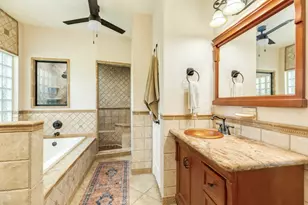 412 Melodywood Dr, Friendswood, TX 77546 - Photo 29