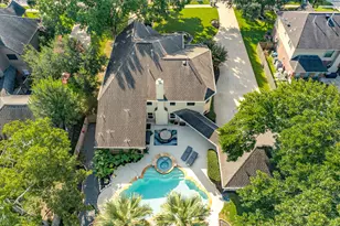 412 Melodywood Dr, Friendswood, TX 77546 - Photo 43