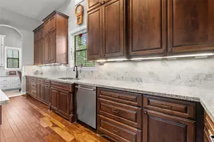 2080 Wilderness Trail, Friendswood, TX 77546 - Photo 17