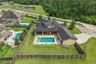 2080 Wilderness Trail, Friendswood, TX 77546 - Photo 47