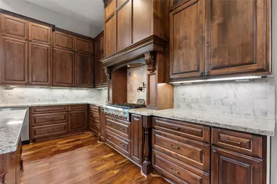 2080 Wilderness Trail, Friendswood, TX 77546 - Photo 15