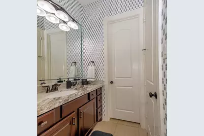 10 Moatwood Court, The Woodlands, TX 77382 - Photo 25
