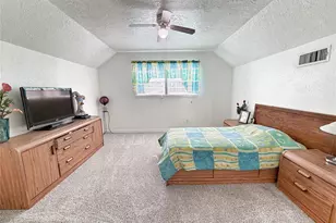 11707 N Evelyn Cir, Houston, TX 77071 - Photo 17