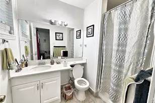 11707 N Evelyn Cir, Houston, TX 77071 - Photo 15