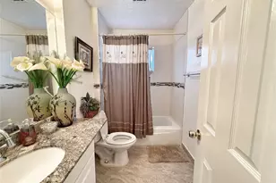 11707 N Evelyn Cir, Houston, TX 77071 - Photo 21