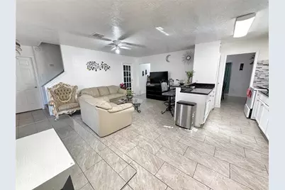 11707 N Evelyn Cir, Houston, TX 77071 - Photo 7