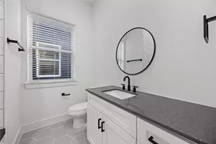 14108 Faith Frst Dr, Houston, TX 77047 - Photo 11
