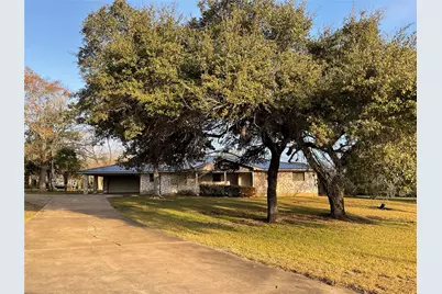 1672 Fm 318, Hallettsville, TX 77964 - Photo 1