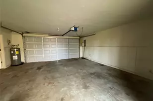 1672 FM318, Hallettsville, TX 77964 - Photo 5