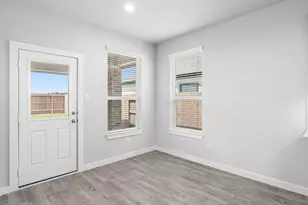 11110 Rose River Dr, Houston, TX 77044 - Photo 9