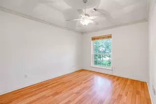 7422 Quiet Glen Dr, Sugar Land, TX 77479 - Photo 11