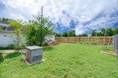 7422 Quiet Glen Drive, Sugar Land, TX 77479 - Photo 13