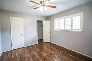 2811 Blue Meadow Circle, Sugar Land, TX 77479 - Photo 11