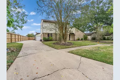 15703 Crestbrook Drive, Houston, TX 77059 - Photo 15