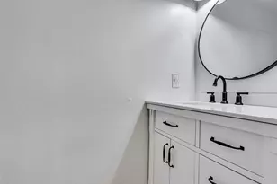 15703 Crestbrook Dr, Houston, TX 77059 - Photo 23