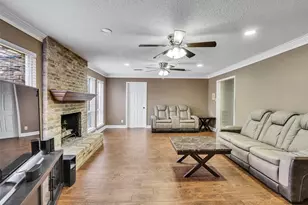 15703 Crestbrook Dr, Houston, TX 77059 - Photo 3