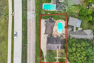 15703 Crestbrook Dr, Houston, TX 77059 - Photo 9