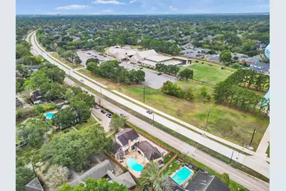 15703 Crestbrook Drive, Houston, TX 77059 - Photo 11