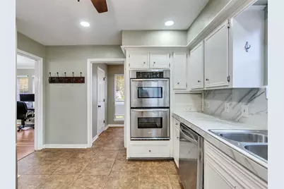 15703 Crestbrook Drive, Houston, TX 77059 - Photo 21