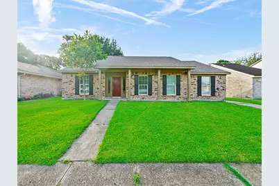 817 Willow Creek Drive, La Porte, TX 77571 - Photo 1