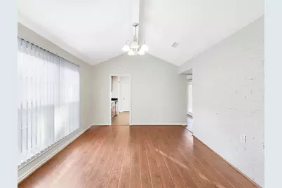 817 Willow Creek Drive, La Porte, TX 77571 - Photo 7