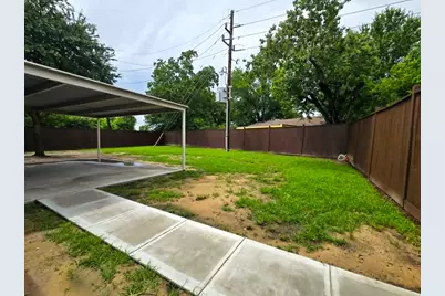 7422 Silent Wood Lane, Houston, TX 77086 - Photo 27