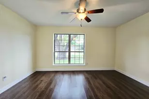 7422 Silent Wood Ln, Houston, TX 77086 - Photo 17