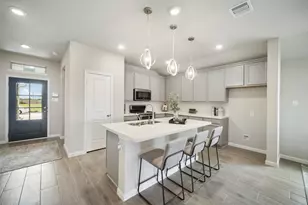 230 Magnolia Laurel Dr, Alvin, TX 77511 - Photo 3