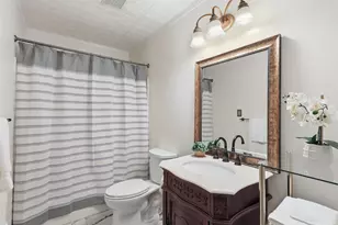 10 E Broken Oak Ct, Spring, TX 77381 - Photo 25