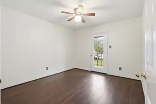 10 E Broken Oak Ct, Spring, TX 77381 - Photo 27