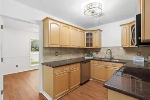 10 E Broken Oak Ct, Spring, TX 77381 - Photo 13