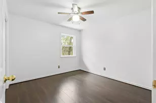 10 E Broken Oak Ct, Spring, TX 77381 - Photo 23