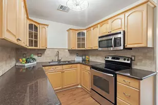 10 E Broken Oak Ct, Spring, TX 77381 - Photo 13