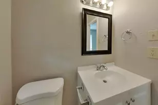 5619 Nina Lee Ln, Houston, TX 77092 - Photo 9