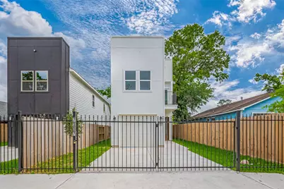 7307 W Knoll Street, Houston, TX 77028 - Photo 5