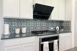 10023 Angelina Woods Ln, Conroe, TX 77384 - Photo 5