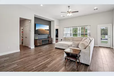 5715 Orchard Lane, Santa Fe, TX 77517 - Photo 3