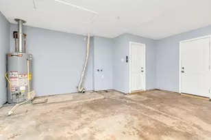 13627 Greenridge Dr, Sugar Land, TX 77498 - Photo 19