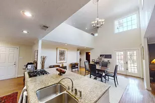 1327 Ashland St, Houston, TX 77008 - Photo 19