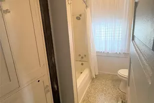 3617 Ave O 1/2, Galveston, TX 77550 - Photo 13