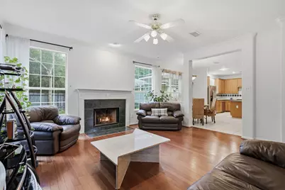 7 Mayborough Court, The Woodlands, TX 77382 - Photo 7