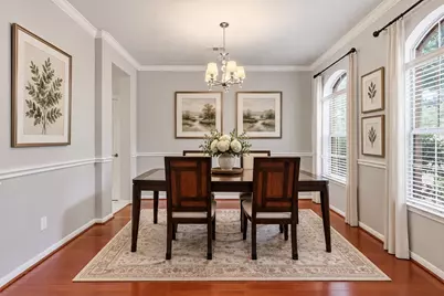 7 Mayborough Court, The Woodlands, TX 77382 - Photo 5