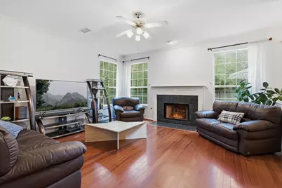 7 Mayborough Court, The Woodlands, TX 77382 - Photo 9