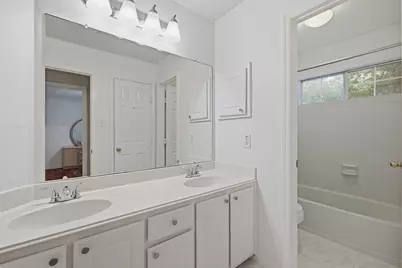 7 Mayborough Court, The Woodlands, TX 77382 - Photo 25