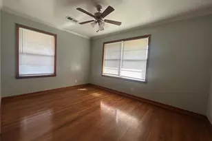 7703 Wynlea St, Houston, TX 77061 - Photo 3