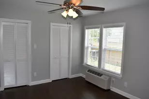 1519 W 12th St, Houston, TX 77008 - Photo 11
