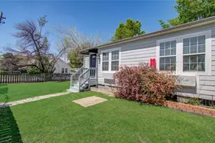 1519 W 12th St, Houston, TX 77008 - Photo 1