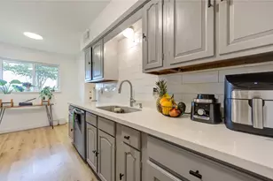 14409 Still Meadow Dr, Houston, TX 77079 - Photo 11