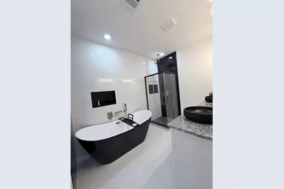 2823 Woodcreek Meadows Lane, Houston, TX 77073 - Photo 15