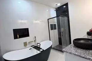 2823 Woodcreek Meadows Ln, Houston, TX 77073 - Photo 15